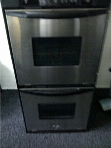 WHIRLPOOL STAINLESS STEEL 24" BUILT IN DOUBLE ELECTRIC WALL OVEN *OUT OF STOCK*