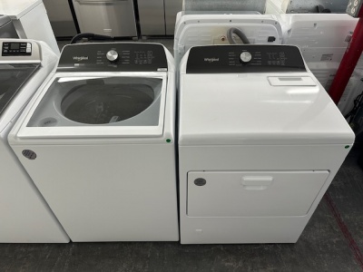 NEW Whirlpool 4.7-cu ft High Efficiency Impeller & Agitator Top-Load Washer & 7-cu ft Gas Dryer Set