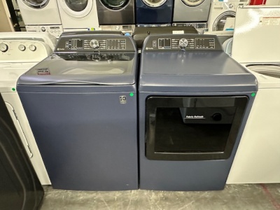 PRE-OWNED GE PROFILE TOP LOAD IMPELLER WASHER AND GAS DRYER SET (BLUE)
