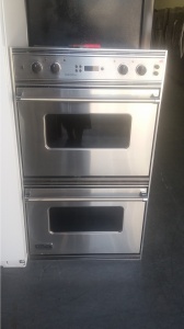 VIKING STAINLESS ELECTRIC 220V DOUBLE OVEN *OUT OF STOCK*