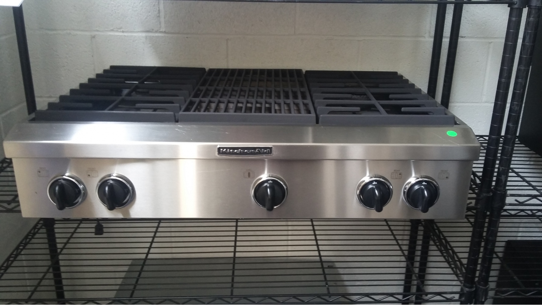 KITCHENAID 36" STAINLESS STEEL 4BURNER GAS COOKTOP W/ CENTER GRILL