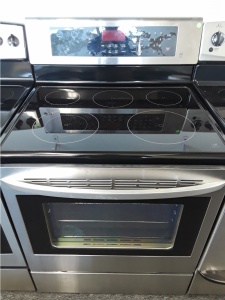 LG 30" STAINLESS STEEL GLASS TOP 220V ELECTRIC RANGE   *OUT OF STOCK*