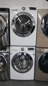 LG FRONT LOAD WASHER WASHER W/GAS DRYER SET ***OUT OF STOCK*** 