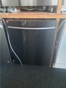 SAMSUNG BLACK STAINLESS 24'' DISHWASHER   *OUT OF STOCK*