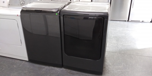 SAMSUNG HIGH EFFICIENCY BLACK STAINLESS TOP LOADING WASHER AND GAS DRYER **OUT OF STOCK**