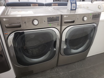 LG GREY FRONT LOAD WASHER AND GAS DRYER SET W/ STEAM MEGA CAPACITY 5.2 CU FT ***OUT OF STOCK***