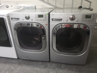 LG GREY FRONT LOAD WASHER AND GAS DRYER SET WITH STEAM ***OUT OF STOCK***
