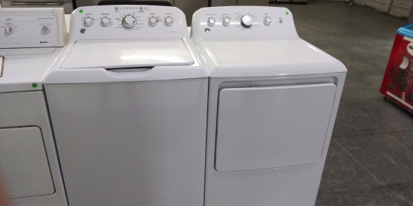 GE WHITE TOP LOAD AGITATOR WASHER W/GAS DRYER SET ****OUT OF STOCK****