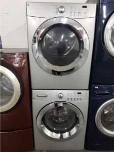 FRIGIDAIRE GREY FRONT LOAD WASHER AND GAS DRYER SET ***OUT OF STOCK***