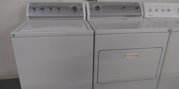 KENMORE WHITE W/SILVER TOP LOADING WASHER AND GAS DRYER SET ***OUT OF STOCK***
