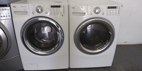 LG WHITE FRONT LOAD WASHER W/GAS DRYER SET ****OUT OF STOCK****