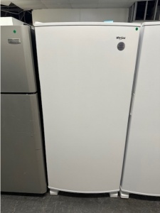 NEW WHIRLPOOL WHITE UPRIGHT FREEZER 19.65CUFT.