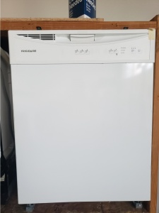 FRIGIDAIRE GLOSSY WHITE DISHWASHER 24'' BUILT IN ***OUT OF STOCK***