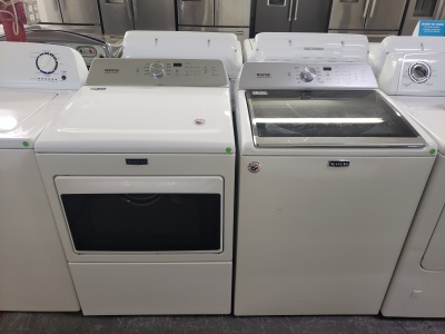 MAYTAG TOP LOADING WASHER AND GAS DRYER SET ***OUT OF STOCK***
