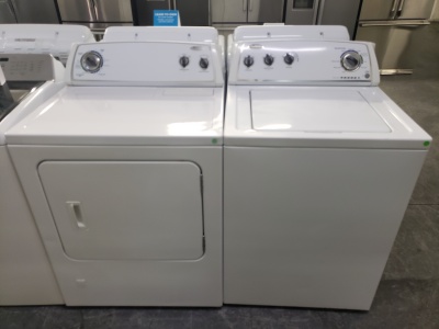 WHILRPOOL TOP LOADING WASHER AND GAS DRYER SET ***OUT OF STOCK***