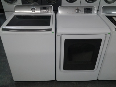 SAMSUNG WHITE HE TOP LOAD WASHER/GAS DRYER SET ***OUT OF STOCK***