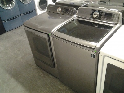 SAMSUNG GREY HIGH EFFICIENCY TOP LOAD WASHER/GAS DRYER SET ***OUT OF STOCK***