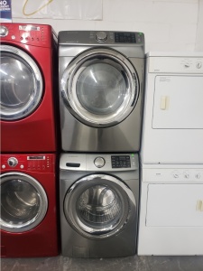SAMSUNG STIANLESS STEEL FRONT LOAD WASHER AND GAS DREYE SET W/ STEAM ***OUT OF STOCK***