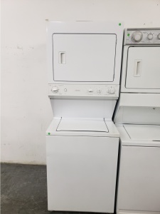 GE TOP LOADING LAUNDRY CENTER 27