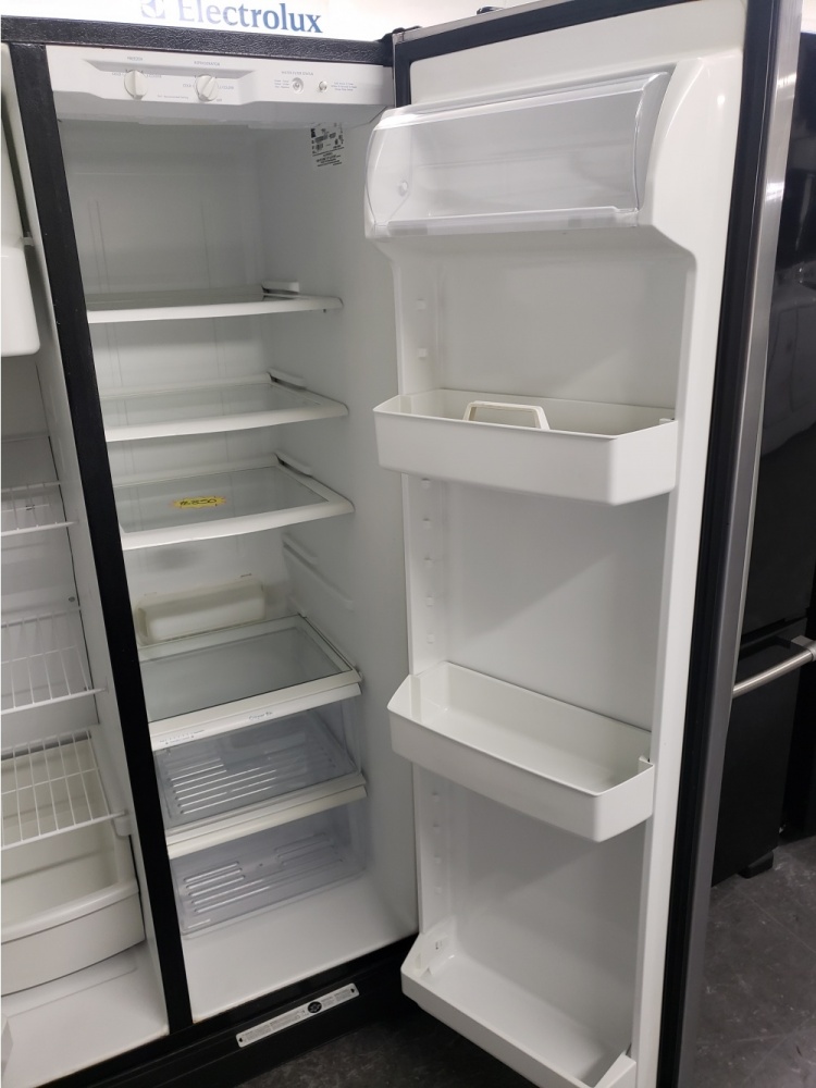 KENMORE STAINLESS STEEL SIDE BY SIDE 36'' FRIDGE NO ICE MAKER - Kimo's Stainless Steel Refrigerator No Ice Maker