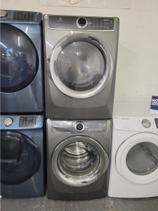 ELECTROLUX GREY FRONT LOAD WASHER AND GAS DREYR SET 