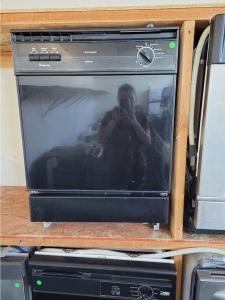 MAGIC CHEF BLACK 24'' DISHWASHER ***OUT OF STOCK***