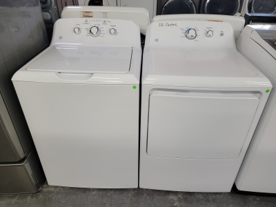 GE TOP LOAD WASHER AND ELECTRIC 220 V ELECTRIC DRYER 