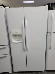 FRIGIDAIRE WHITE SIDE BY SIDE 36