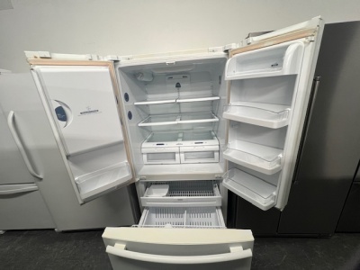 Kim's Appliances French Door Bottom Freezer