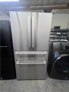 New-Bosch Counter-Depth 800 Series 21-Cu. Feet 4 -Door French Door Refrigerator with Ice Maker 