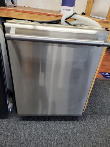 THERMADOR STAINLESS STEEL 24'' DISHWASHER  ***OUT OF STOCK***