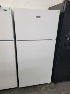 HOTPOINT WHITE TOP MOUNT 28