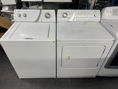 PRE-OWNED WHIRLPOOL TOP LOAD WASHER AND GAS DRYER SET