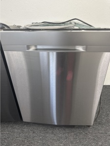 BOSCH GLOSSY BLACK 24'' DISHWASHER 