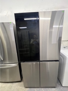 NEW-Samsung Bespoke 28.6-cu ft 4-Door Smart French Door Refrigerator with Dual Ice Maker