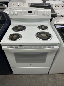 HOTPOINT WHITE 4 BURNER COIL TOP  ELECCTRIC 220V 30