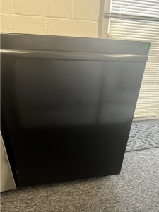 BOSCH BLACK 24'' DISHWASHER 