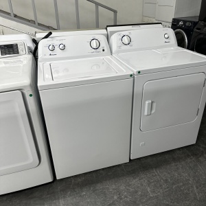 Frigidaire Top Load Washer and Gas Dryer ***OUT OF STOCK***