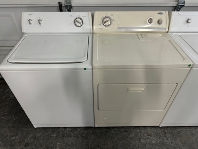 Whirlpool Top Load Washer and Gas Dryer Set***OUT OF STOCK***