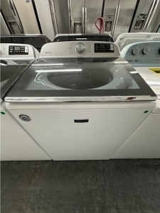 PRE-OWNED Maytag Smart Capable 5.3-cu ft High Efficiency Impeller Smart Top-Load Washer ENERGY STAR