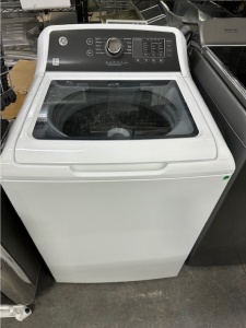 New GE 4.5-cu ft High Efficiency Agitator Top-Load Washer (White) 