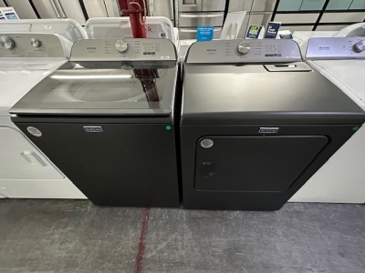 NEW Maytag Smart Capable High-Efficiency Top-Load Washer & Gas Dryer Set w/ Steam