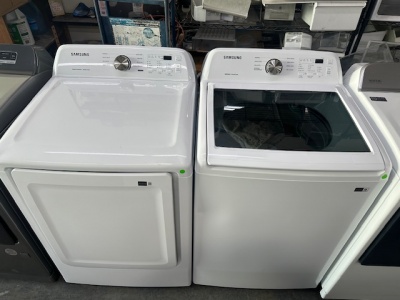 NEW-Samsung 4.4-cu ft High Efficiency Agitator Top-Load Washer & Gas Dryer Set (White) 