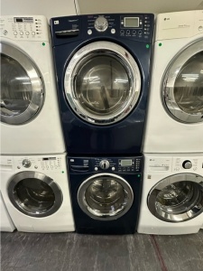 PRE-OWNED LG TROMM FRONT LOAD WASHER AND STEAM GAS DRYER SET BLUE