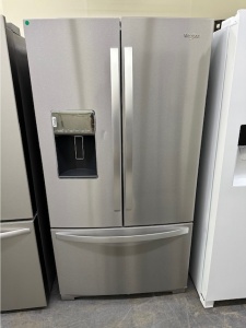 NEW Frigidaire 27.8-cu ft French Door Refrigerator with Ice Maker