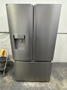 NEW Frigidaire 27.8-cu ft French Door Refrigerator with Ice Maker 