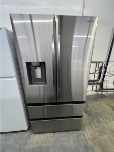 NEW Frigidaire 27.8-cu ft French Door Refrigerator with Ice Maker (Fingerprint Resistant Stainless S