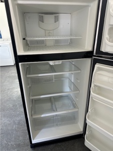 Kim's Appliances Top Freezer