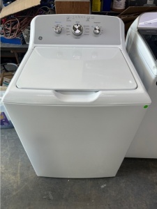 NEW-GE 4.3-cu ft Agitator Top-Load Washer (White) Model #GTW385ASWWS