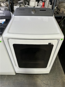 Samsung 7.4-cu ft Steam Cycle Vented Smart Compatible Gas Dryer (White) Model #DVG52A5500W